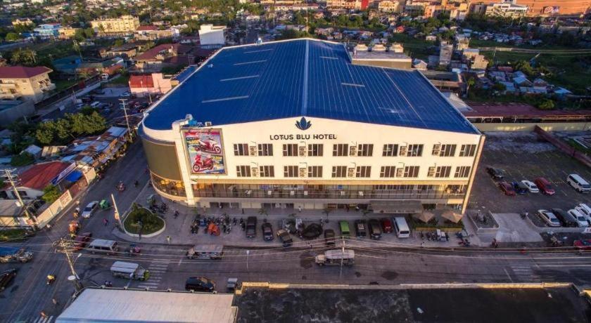Lotus Blu Hotel Legazpi Extérieur photo