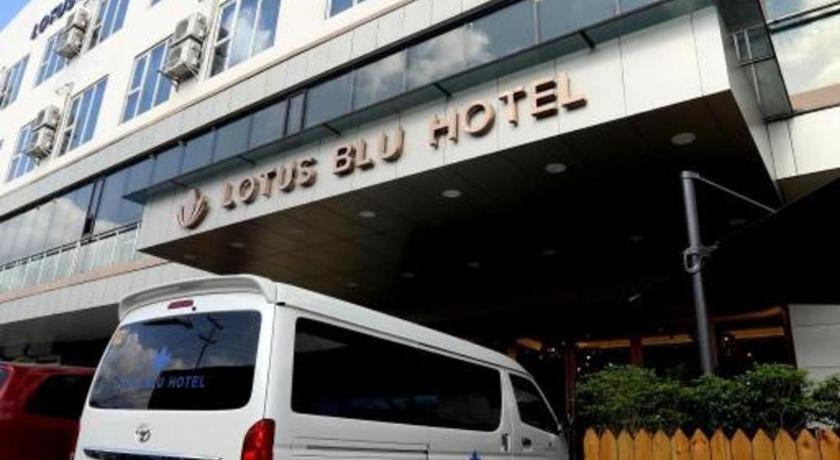 Lotus Blu Hotel Legazpi Extérieur photo