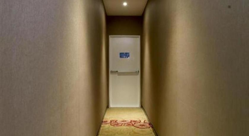 Lotus Blu Hotel Legazpi Extérieur photo